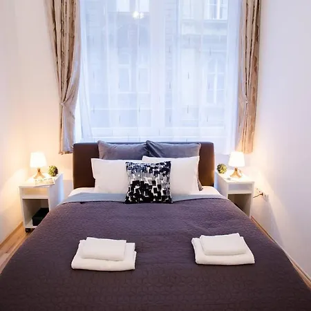 Cosy & A/c Appartamento *