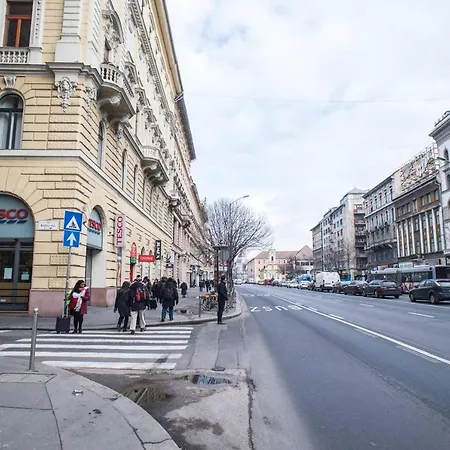 Cosy & A/c Апартаменты Будапешт